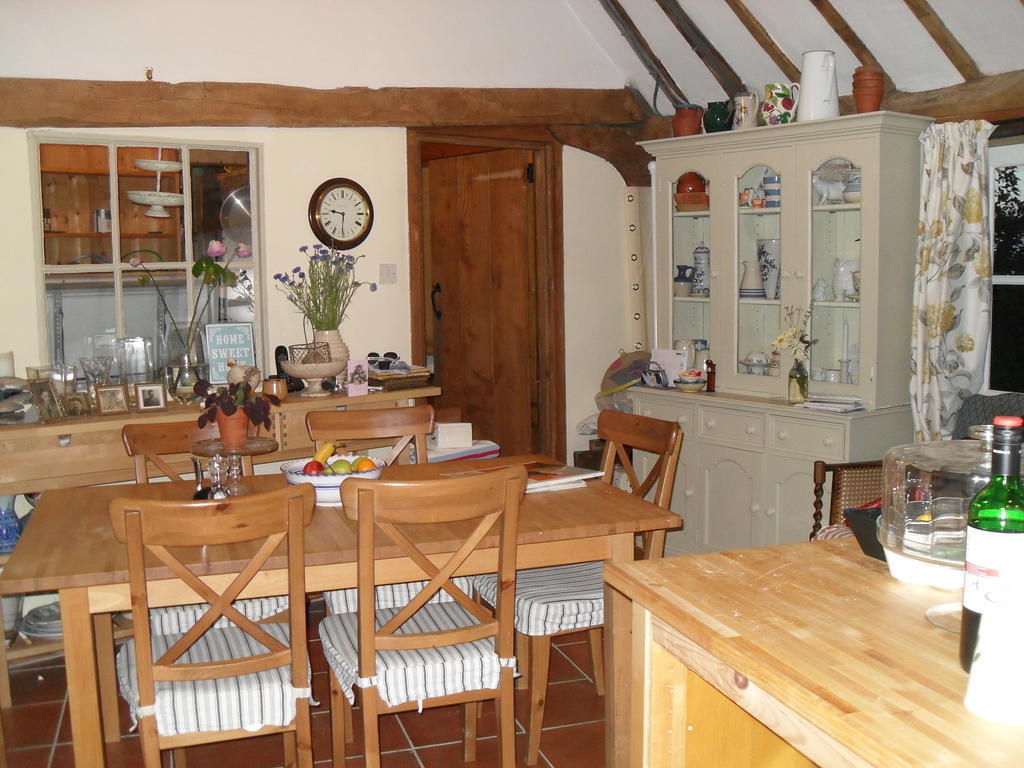 Church Hall Farm Bed And Breakfast Broxted Esterno foto