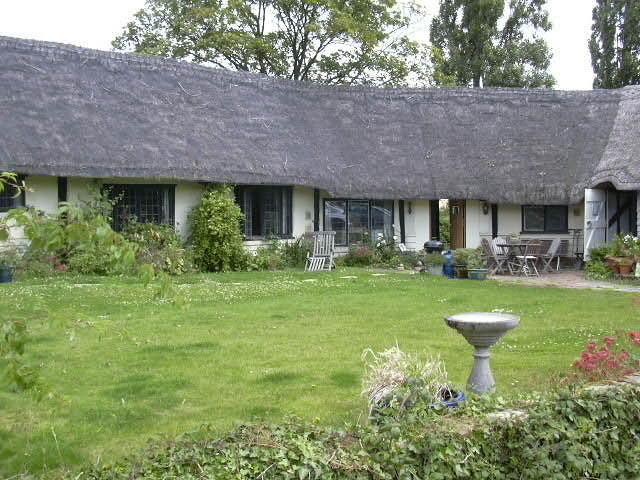 Church Hall Farm Bed And Breakfast Broxted Esterno foto